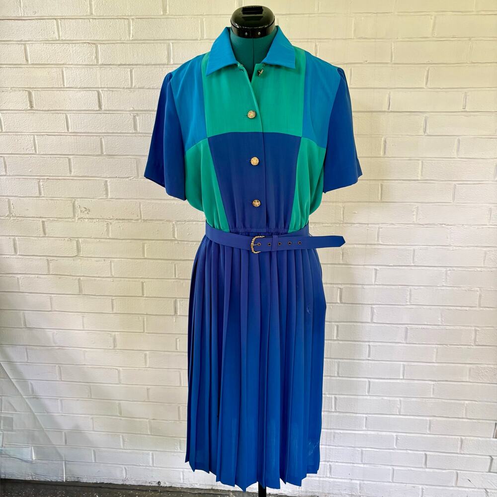 Vintage 80s Leslie Fay blue shirt dress